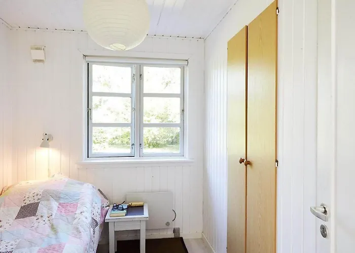 Дом отдыха 11121-nykobing-sj-vibo-vestvej-13 Нюкёбинг-Сьелланн